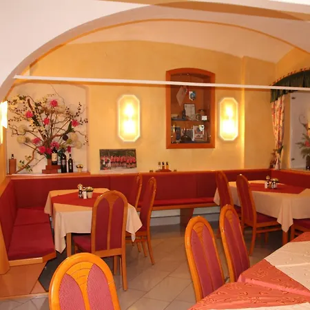 Lang Hotel 3*
