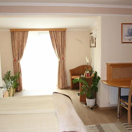 Hotel Lang 3*
